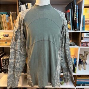 Men's Camouflage Long Sleeve Shirt
